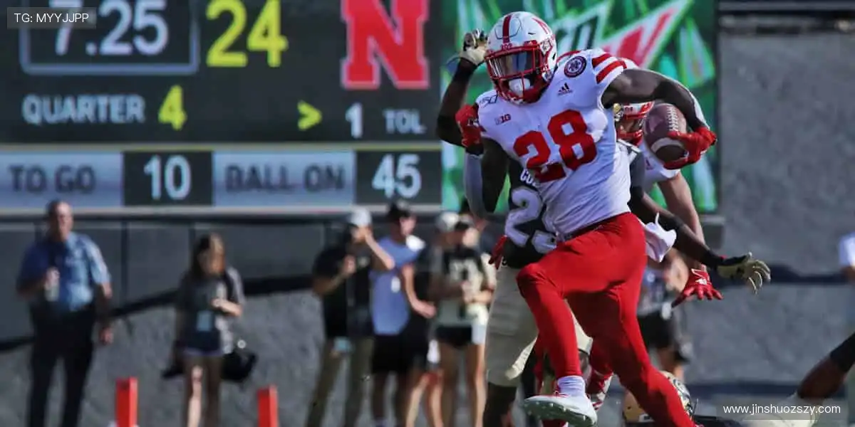 用细节诠释热爱!✨ 运动装备 + 潮流单品,你的风格由你定义!